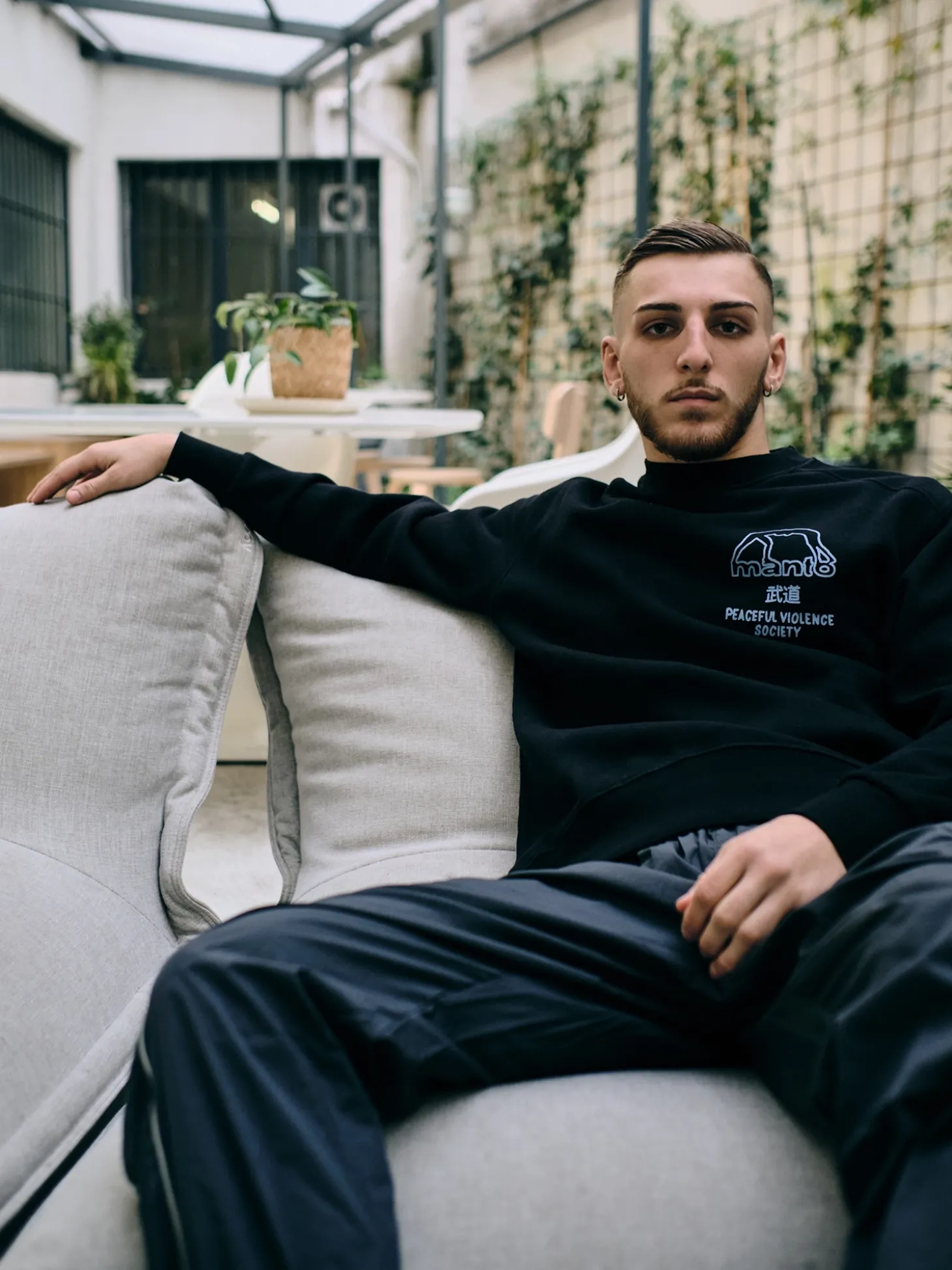 MANTO crewneck SOCIETY schwarz