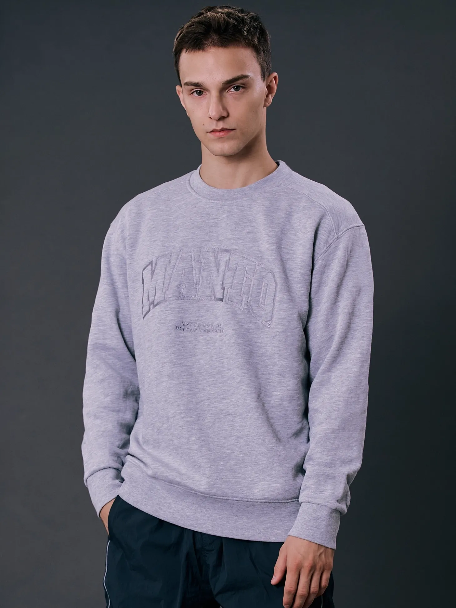 MANTO crewneck VARSITY grau