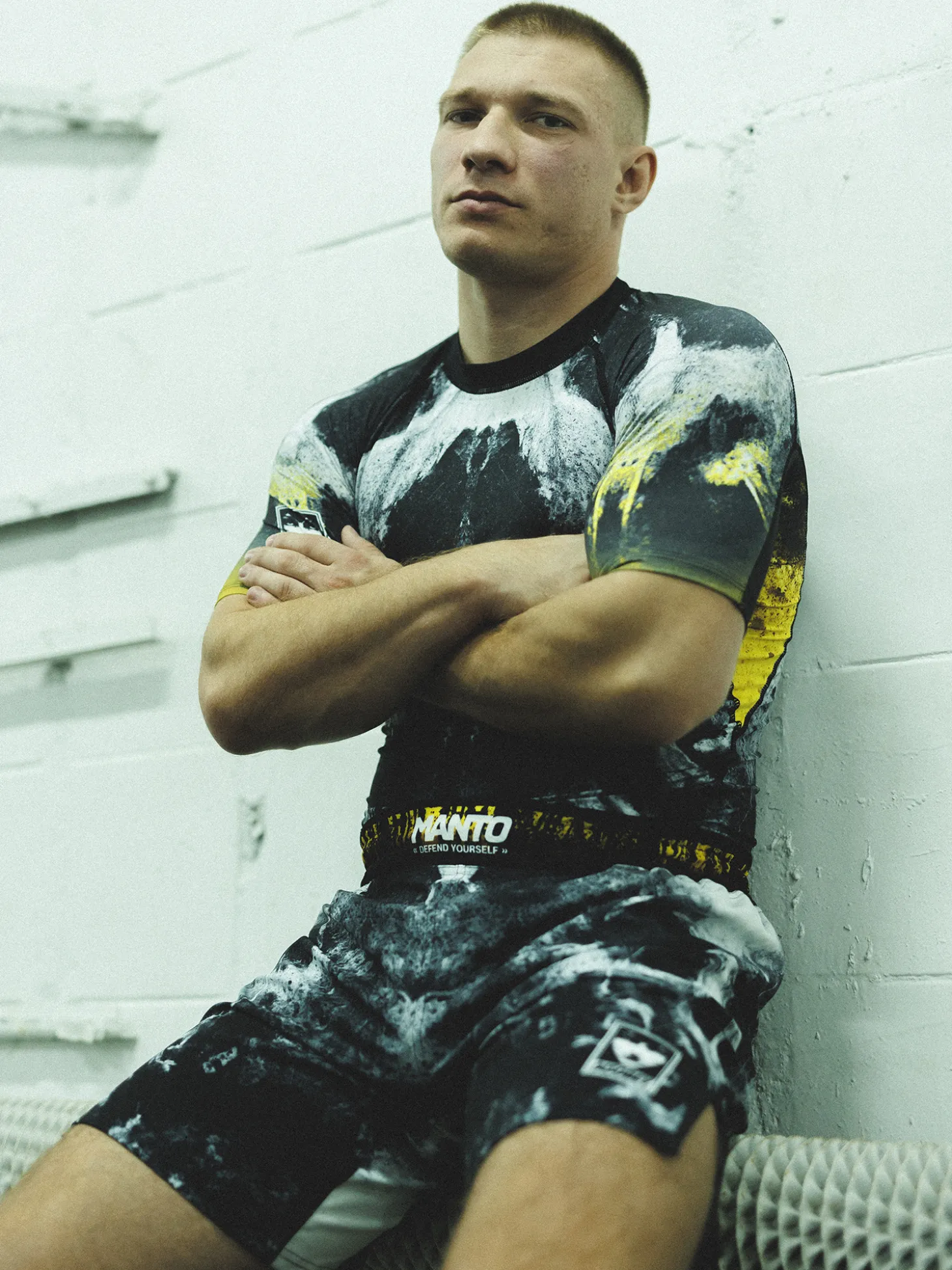 MANTO fight shorts DISOBEY