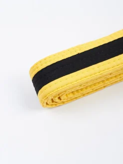 MANTO Kindergürtel BJJ TAG gelb mit schwarzen Streifen