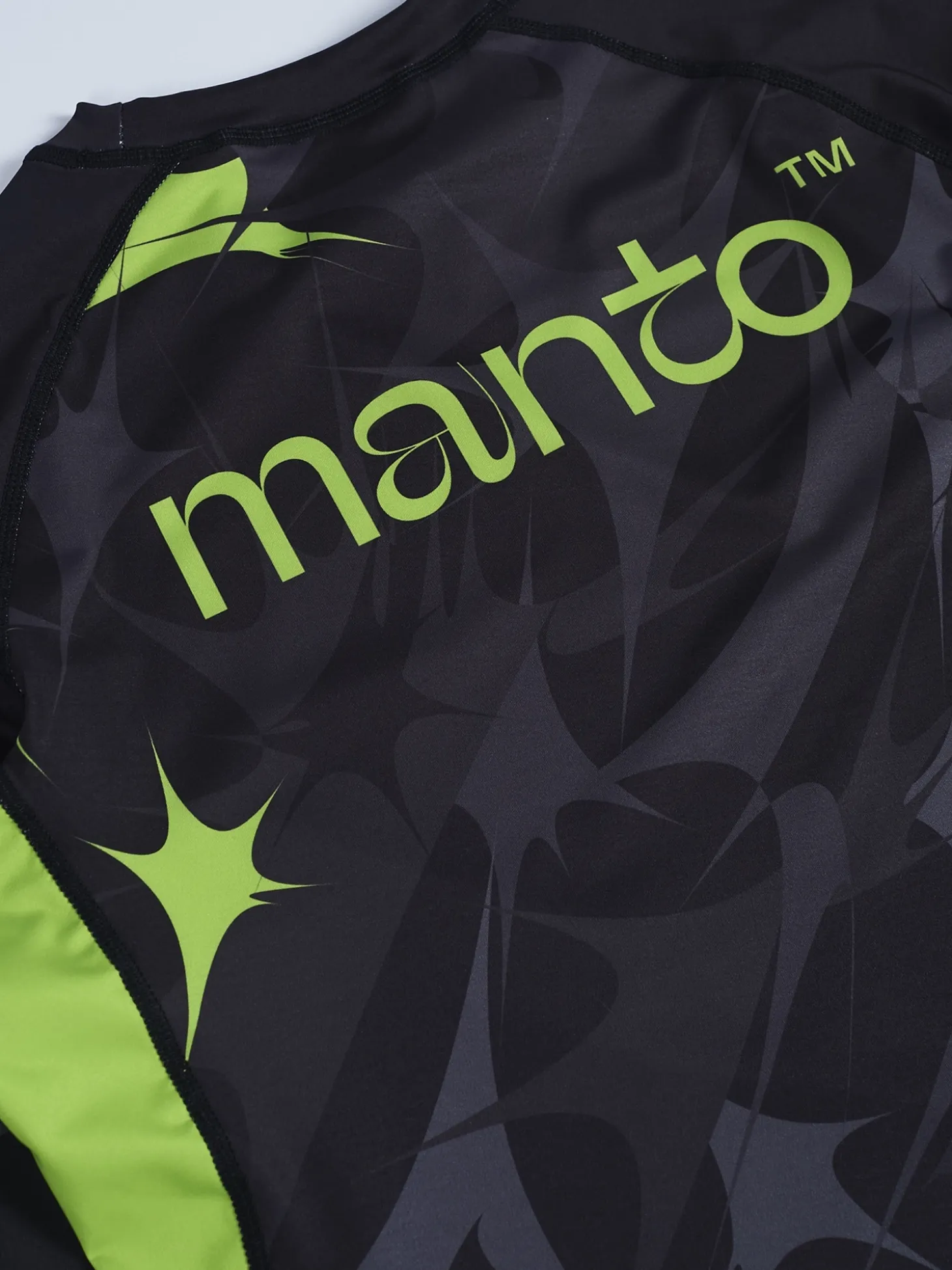 MANTO longarm rashguard TERRA schwarz