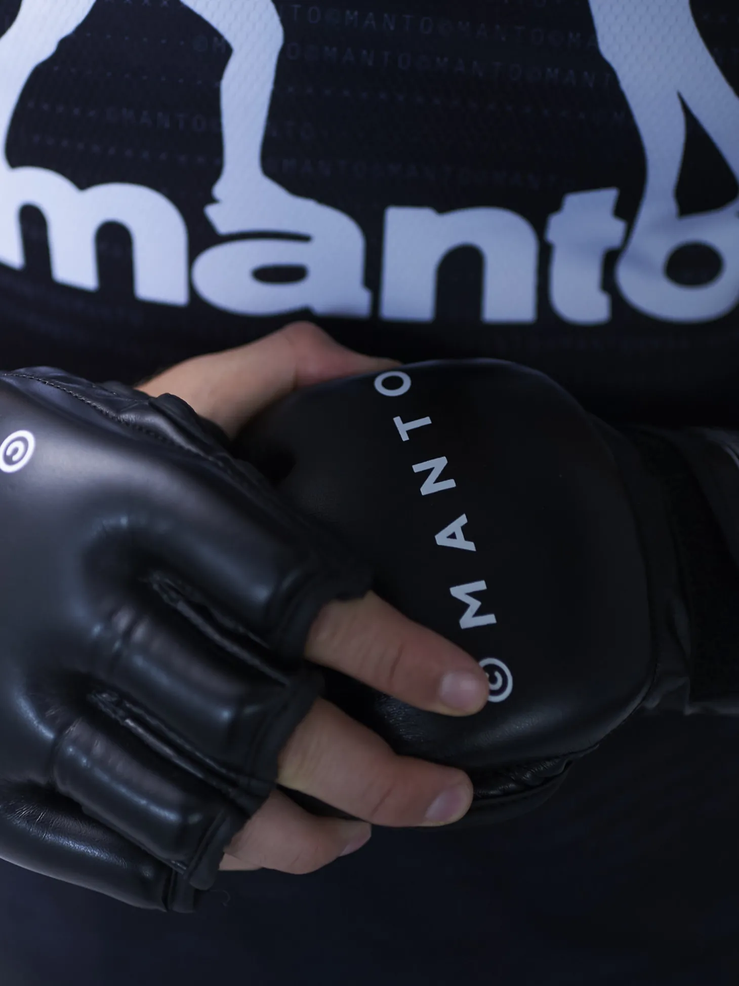 MANTO MMA Handschuhe IMPACT schwarz