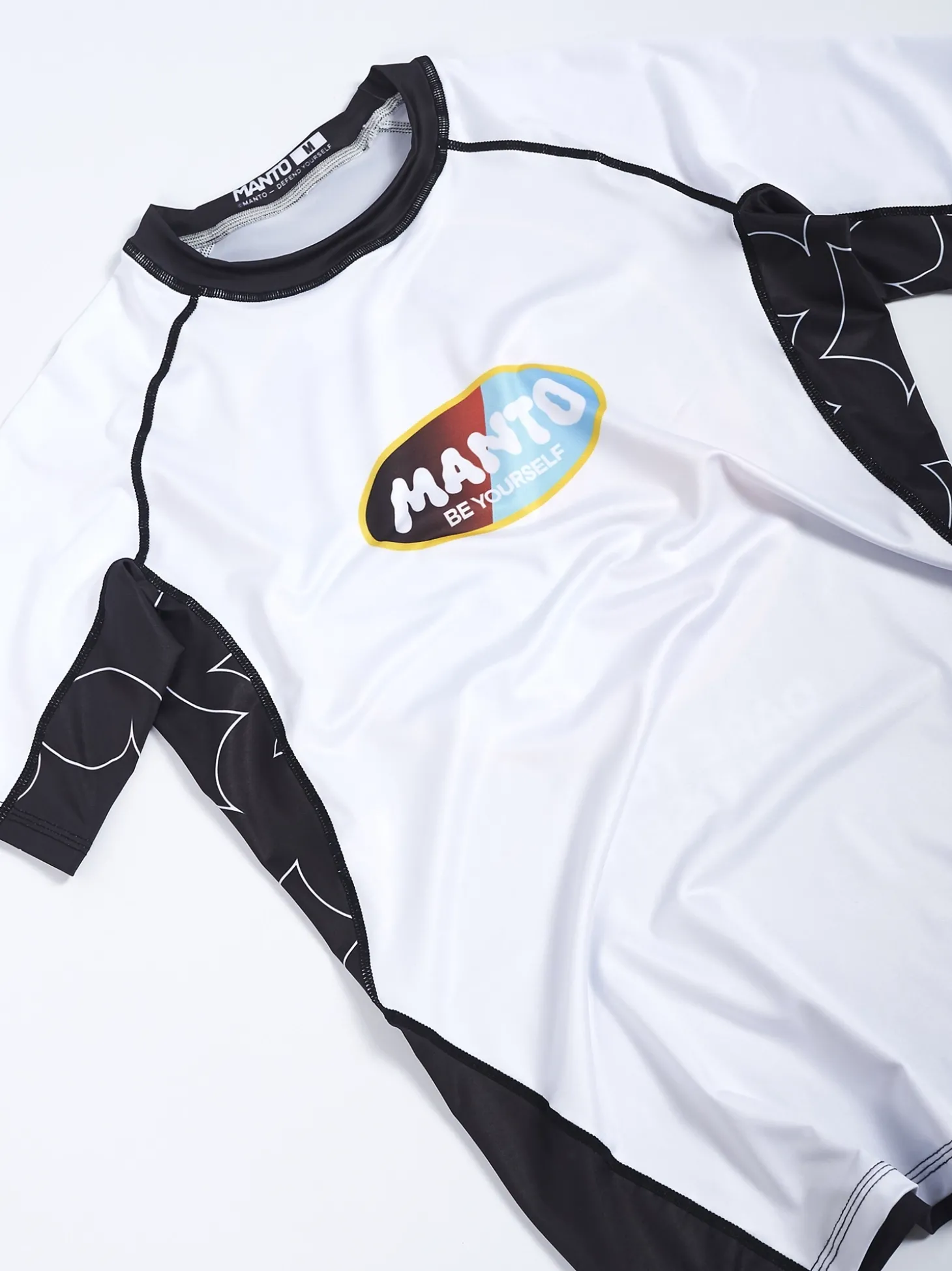 MANTO rashguard BE YOURSELF
