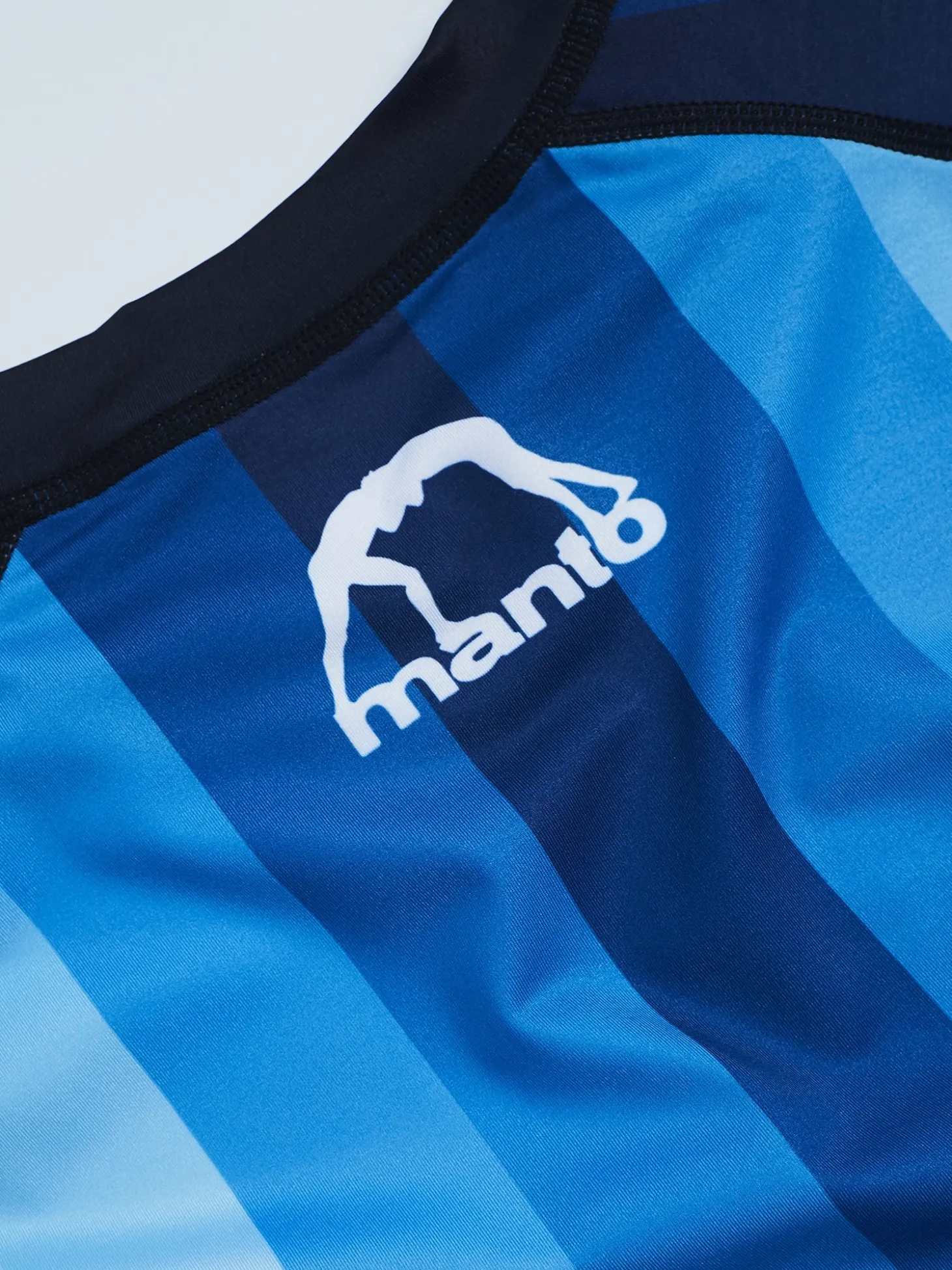 MANTO rashguard CRYSTAL
