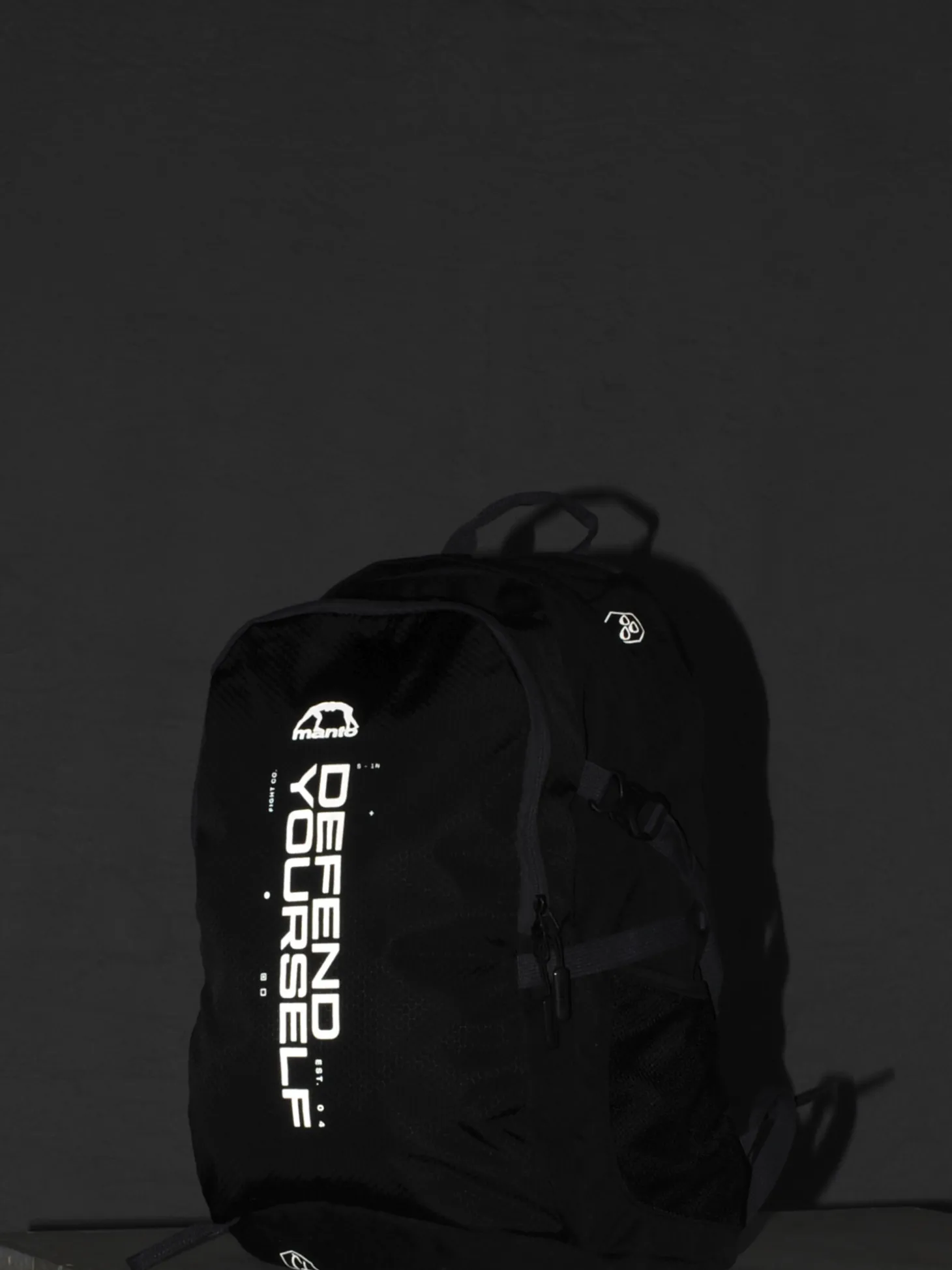 MANTO Rucksack CROSS schwarz reflektierend