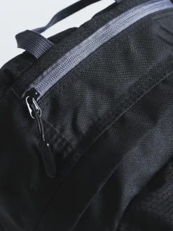 MANTO Rucksack CROSS schwarz