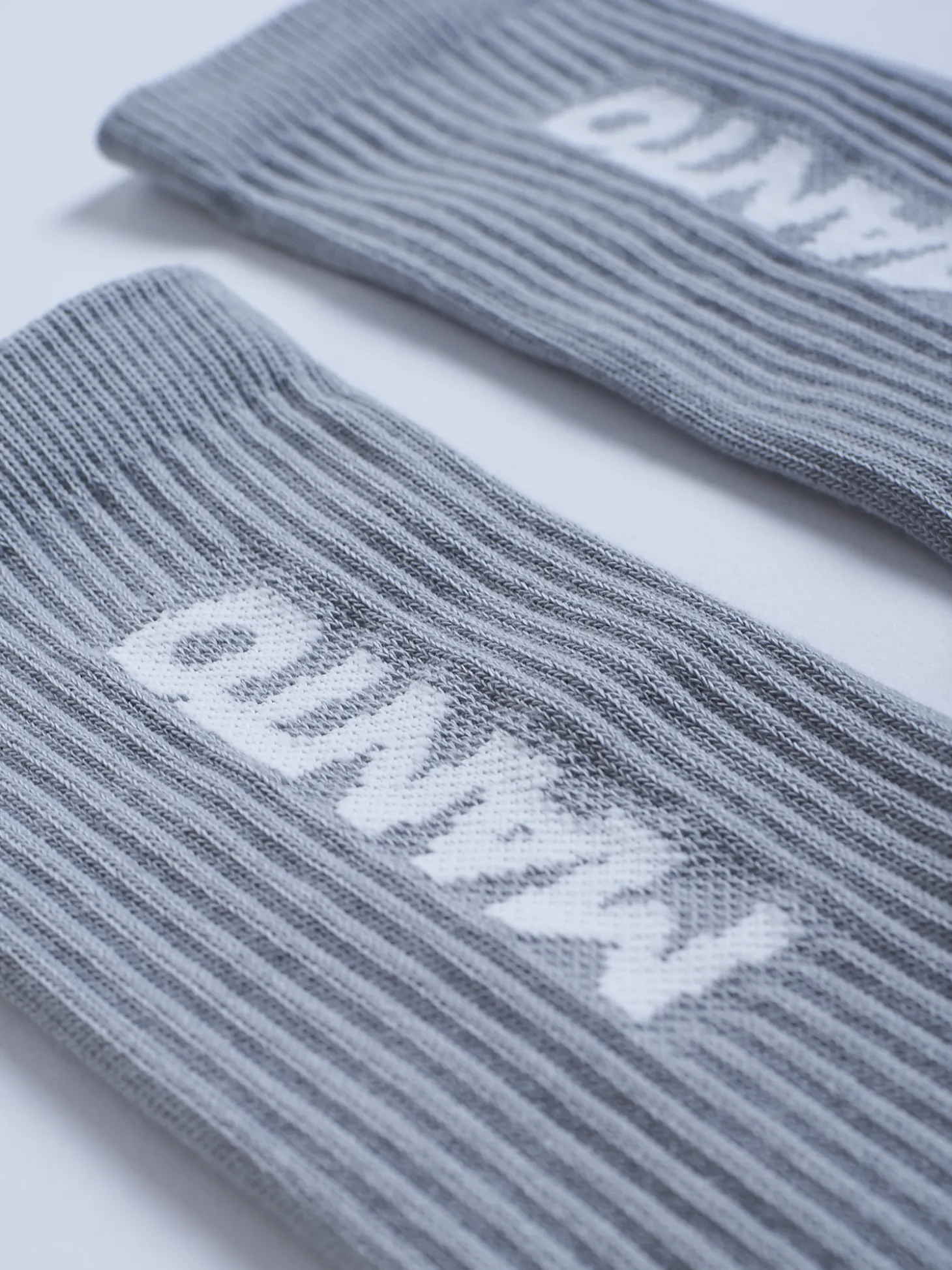 MANTO Socken LOGOTYPE 23 grau