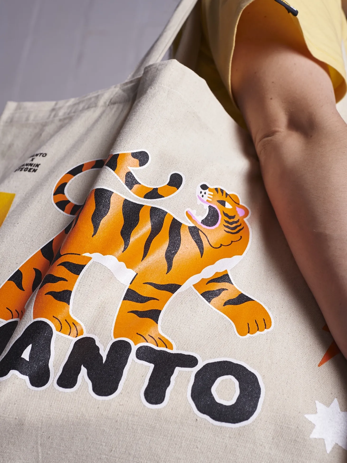 MANTO Tragetasche TIGER`S TAIL gross