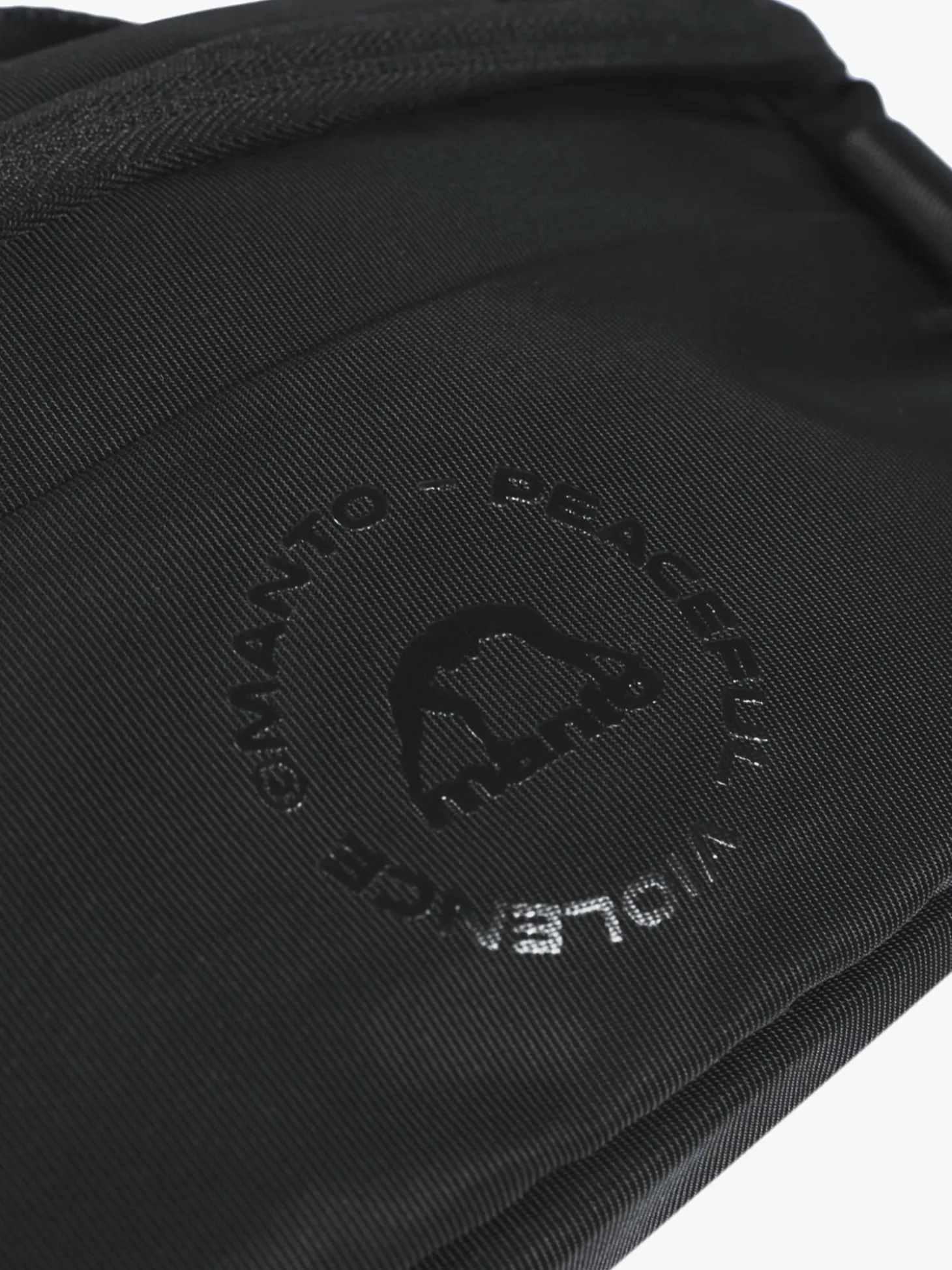 MANTO waist bag CIRCLE schwarz