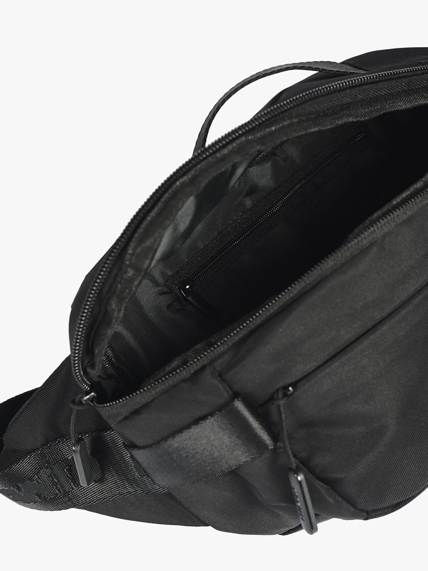 MANTO waist bag CIRCLE schwarz