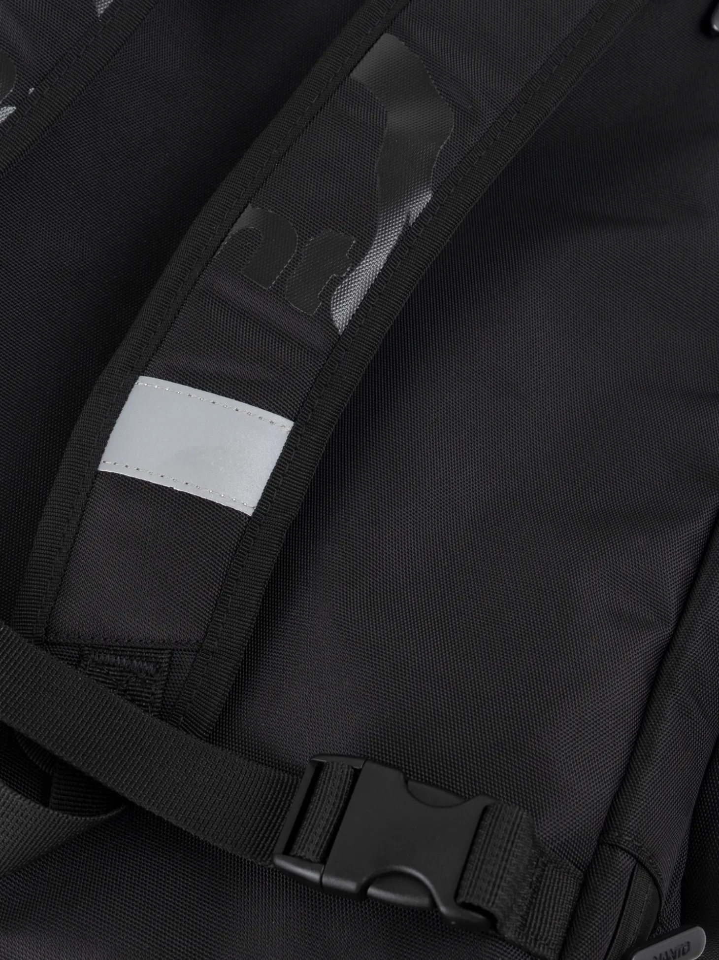 MANTO XL convertible backpack SOCIETY blackout